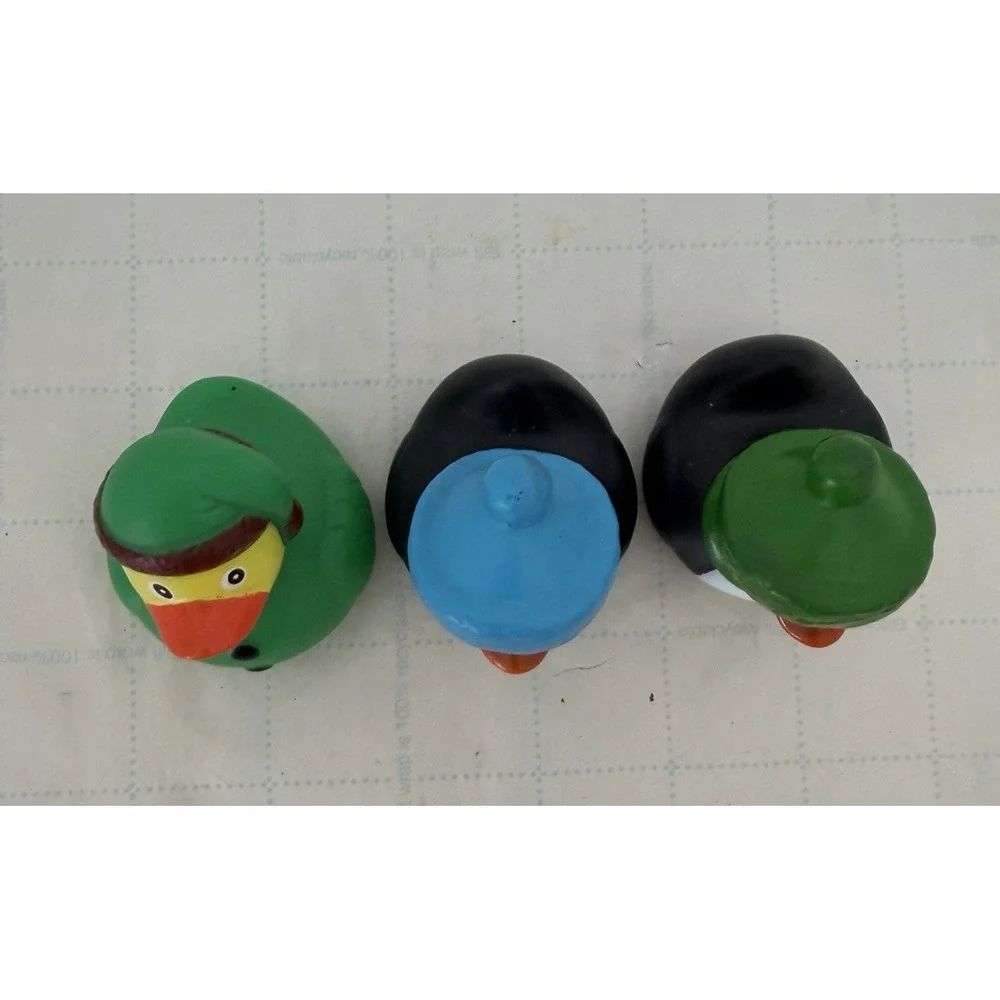 Rubber Duckies Ducks -‎ Winter Hat & Scarves Theme - Jeep Ducking - Set of 3